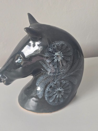 Mcm lotus pottery horse - horse, head