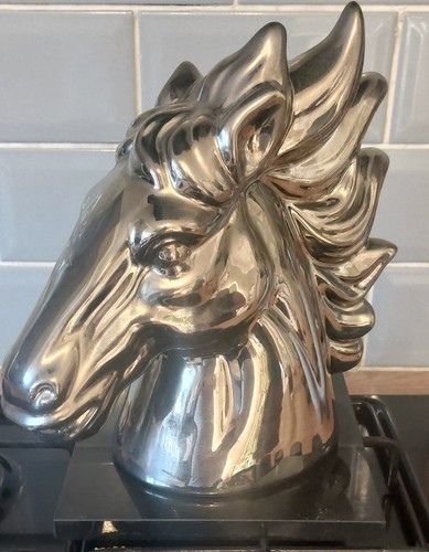 Ceramic horse bust light - horse,