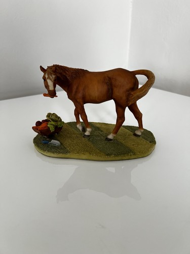Horse sculpture ornament - horse,