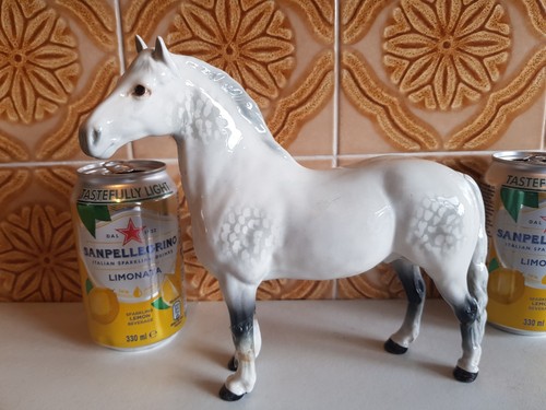 Beswick welsh cob - ,