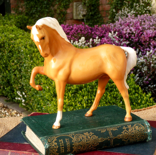 Beswick horse figurine - horse,