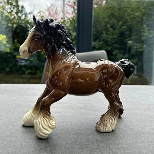 Brown white beswick ceramic - white,