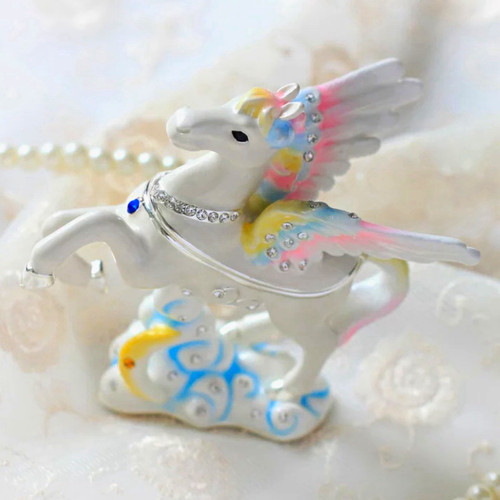 White pegasus winged horse - white,