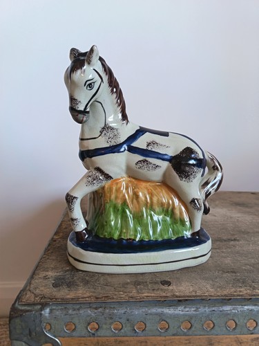 Vintage ceramic pottery horse - vintage,
