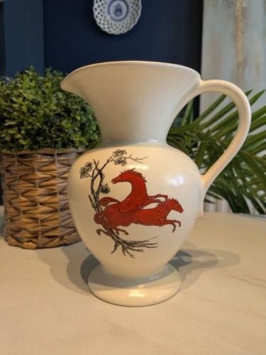 Vintage crown devon jug - jug, 7.5"