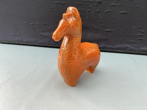 Anglia pottery tan horse - anglia,